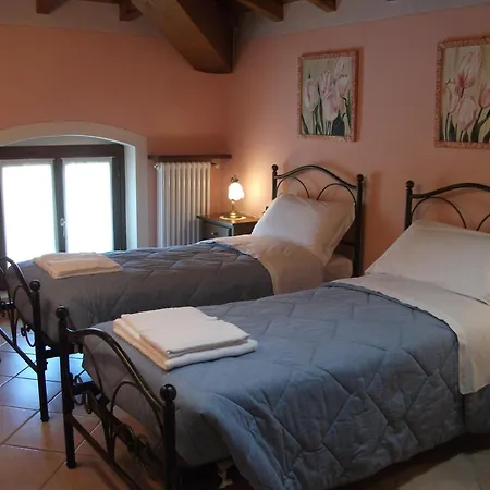 农家乐 Il Cigno 明乔河畔的瓦雷奇奥