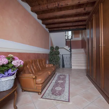 Alloggio per agriturismo Il Cigno Valeggio sul Mincio