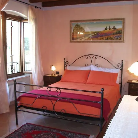 Il Cigno Alloggio per agriturismo Valeggio sul Mincio